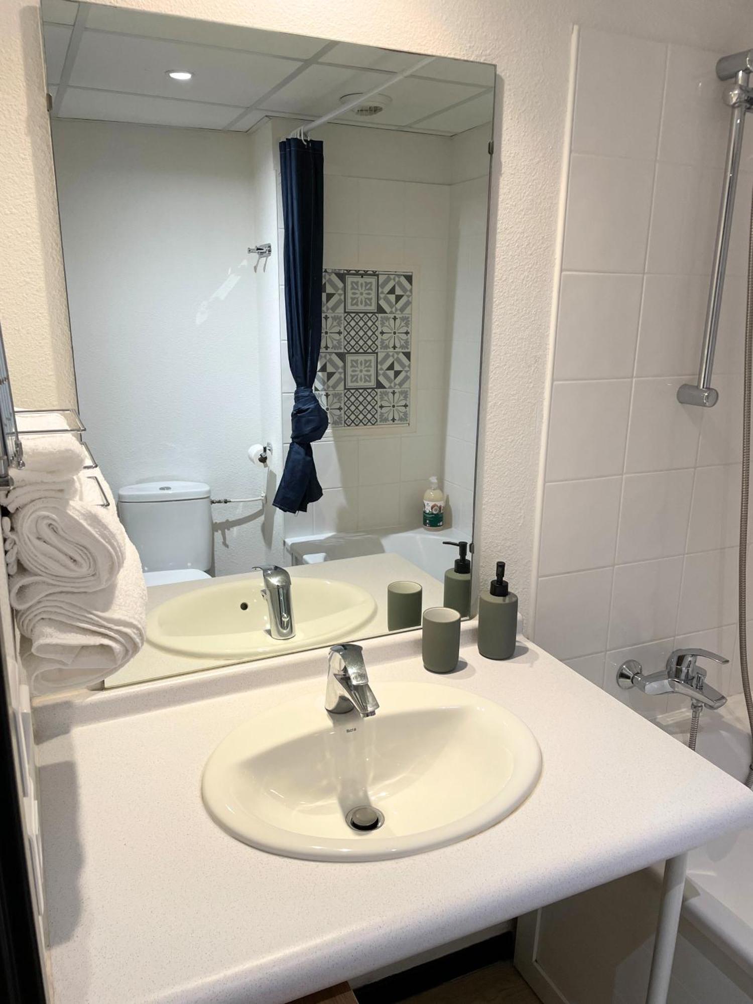 Chalet Studio Premium, Wifi, Chaleureux Lourdes Exterior photo